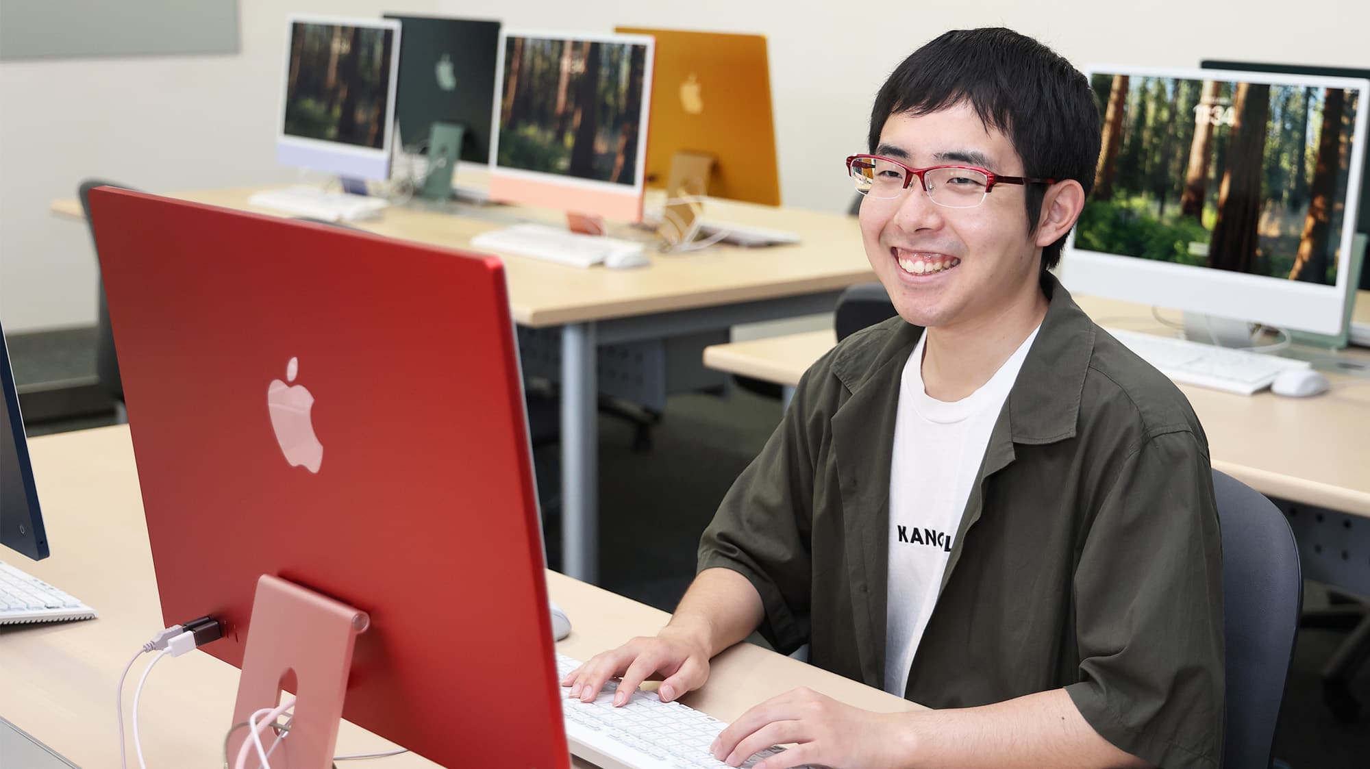 内定者インタビュー 情報科学科 藤田さん