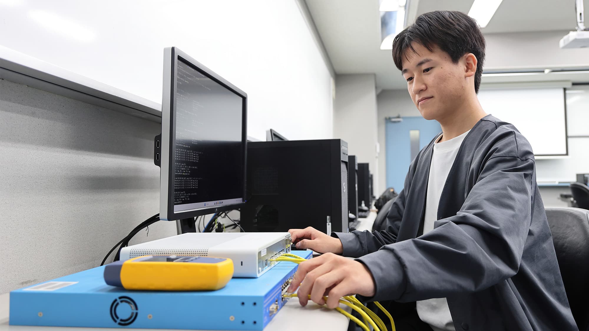 内定者インタビュー ネットワーク学科 瀧花さん