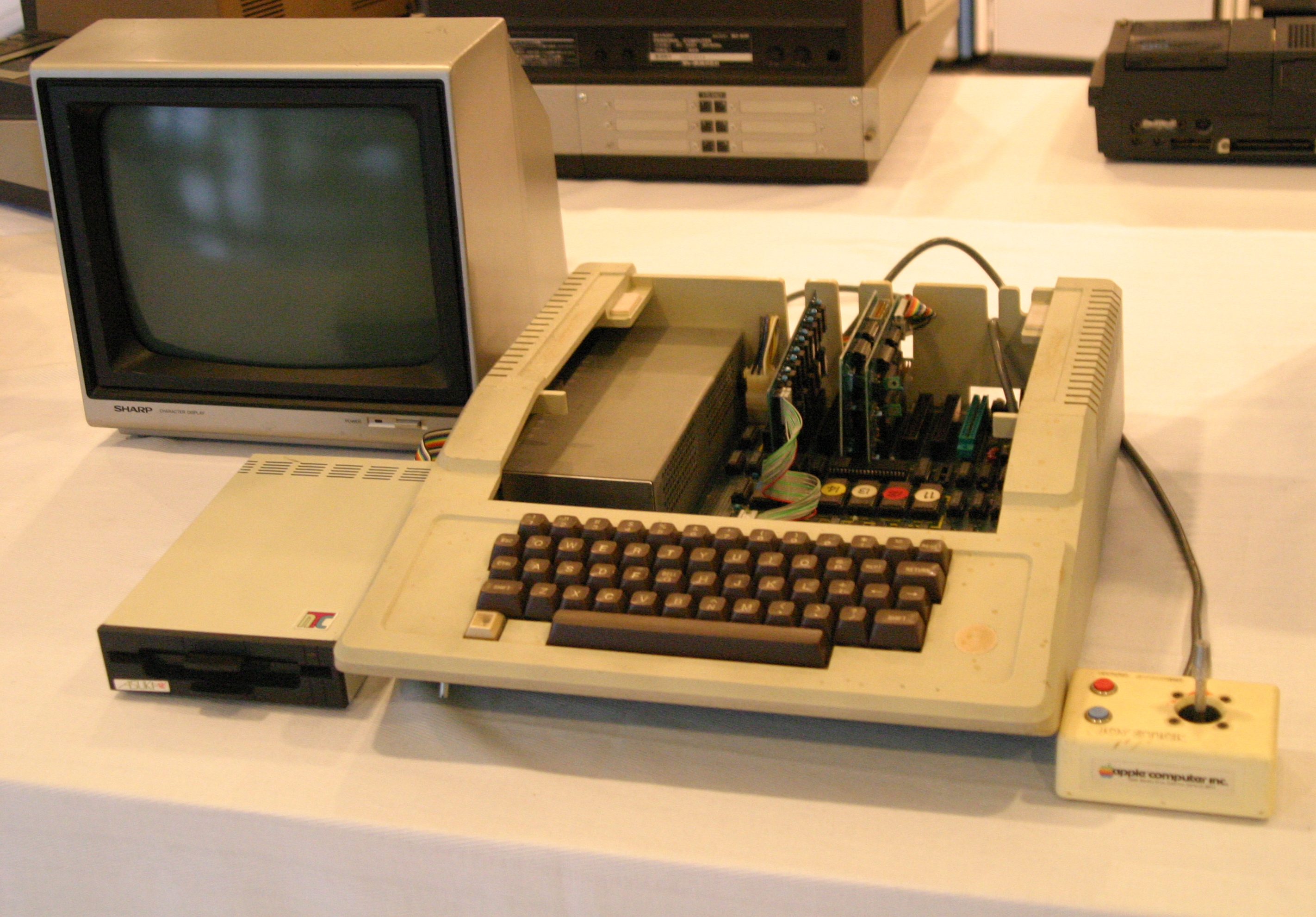 Apple Inc. | Personal Computers | KCG Computer Museum (Satellite of the