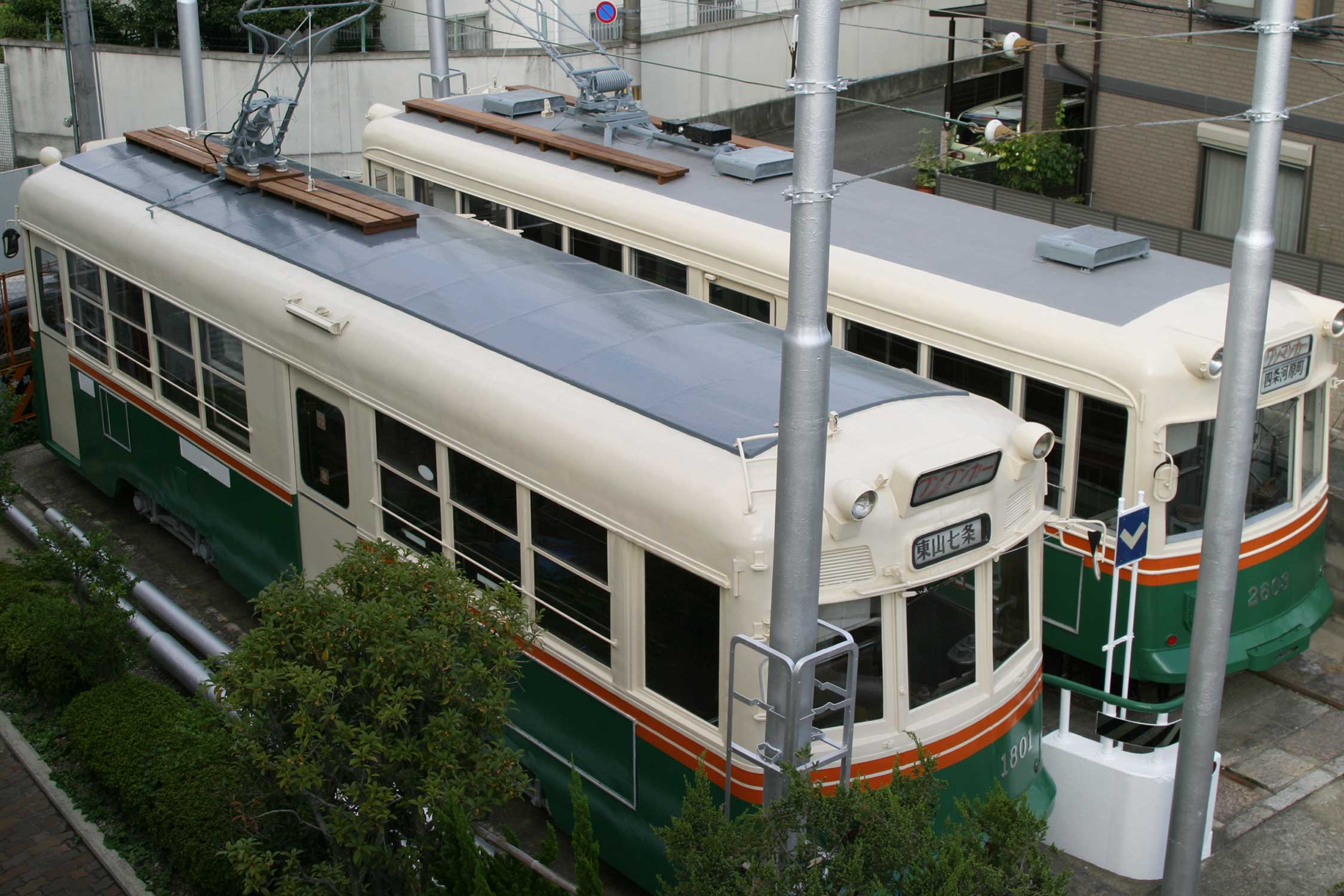 白河校設置京都市電車体