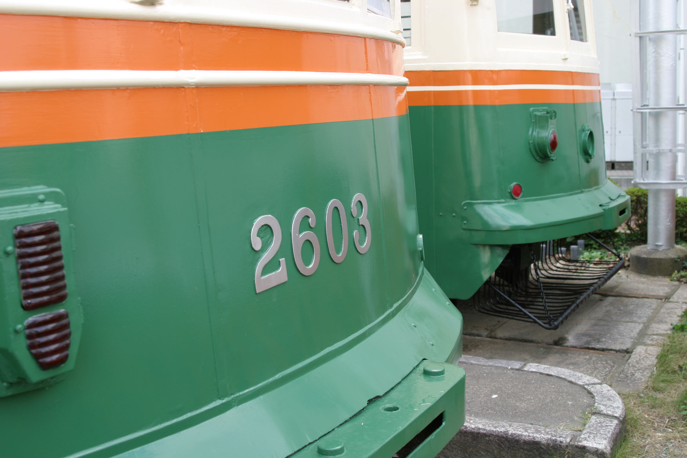 白河校設置京都市電車体