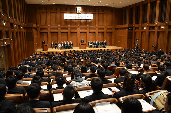 令和に学ぶ新入生を迎えた2019年度KCGグループ入学式。（2019年4月6日午前の第1部，KCG京都駅前校・KCGI京都駅前サテライト6階ホール）