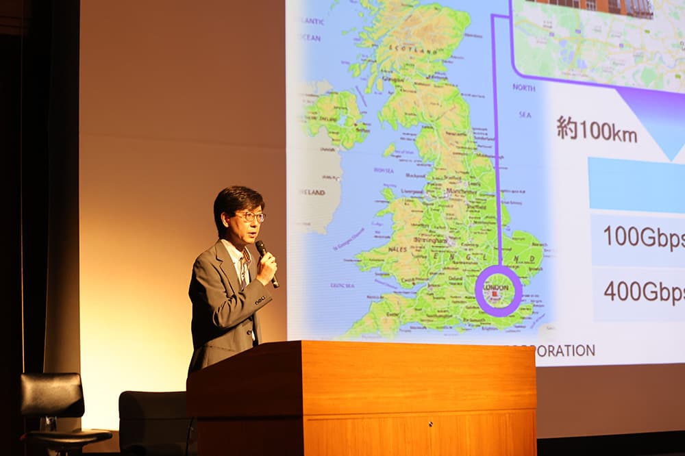 京情協の府民セミナーでIOWN構想について講演する日本電信電話株式会社の長谷部克幸氏(2025年6月20日,KCG京都駅前校6階ホール)