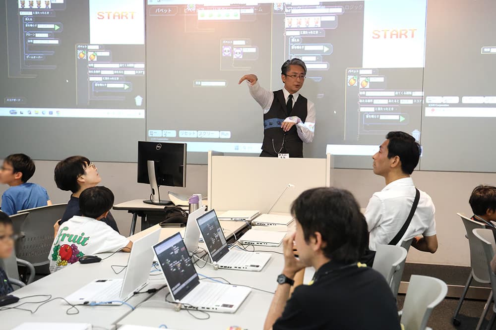 KCGサマーフェスタ2026では，親子でITのさまざまな面に触れました（2026年8月2日KCG京都駅前校）